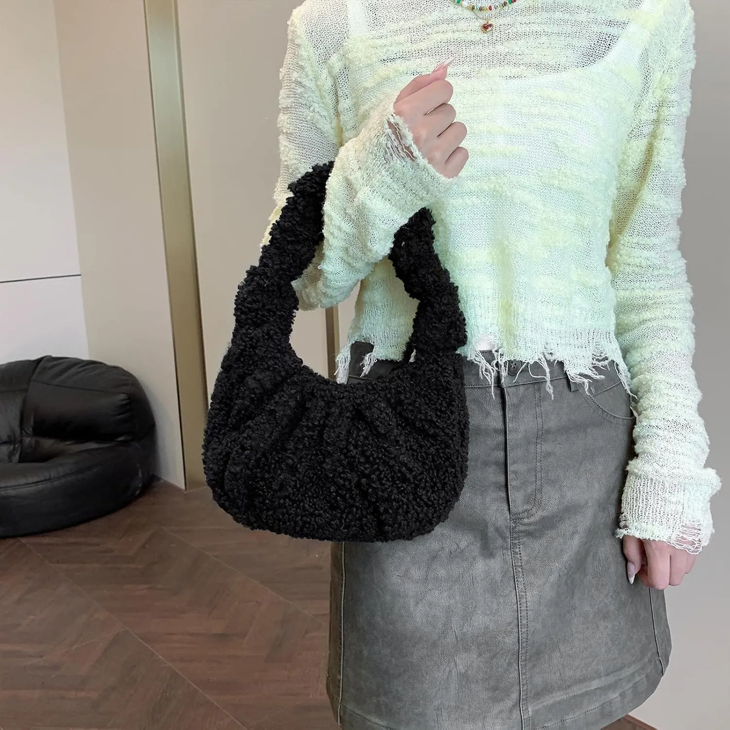 Fluffy Tote Bag, Fuzzy Purses for Women Faux Fur Bag Lambswool Y2k Purse Furry Bag