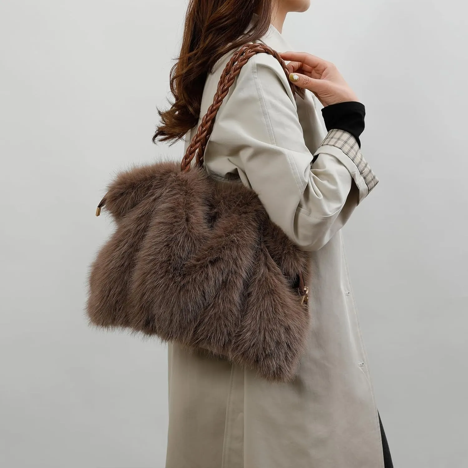 Furry Purse Winter Fluffy Bags for Women Fuzzy Tote Bag Handbags Faux Fur Bag Fluffy Shoulder Crossbody Bag