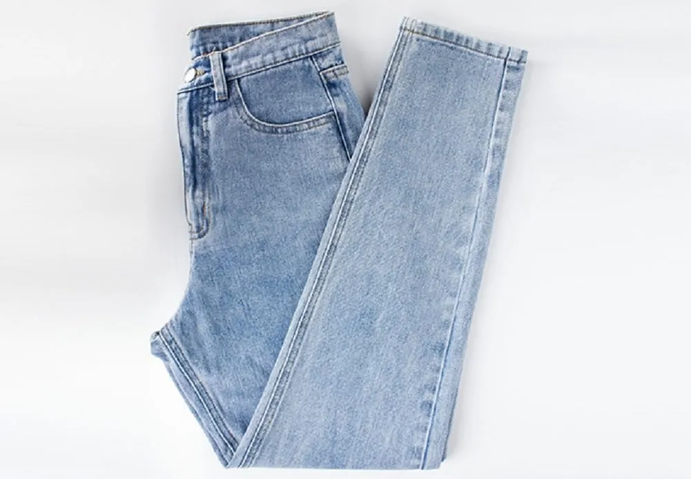 Sorrica Women's Juniors Boyfriend Jean Straight-Leg Mom Denim Pants