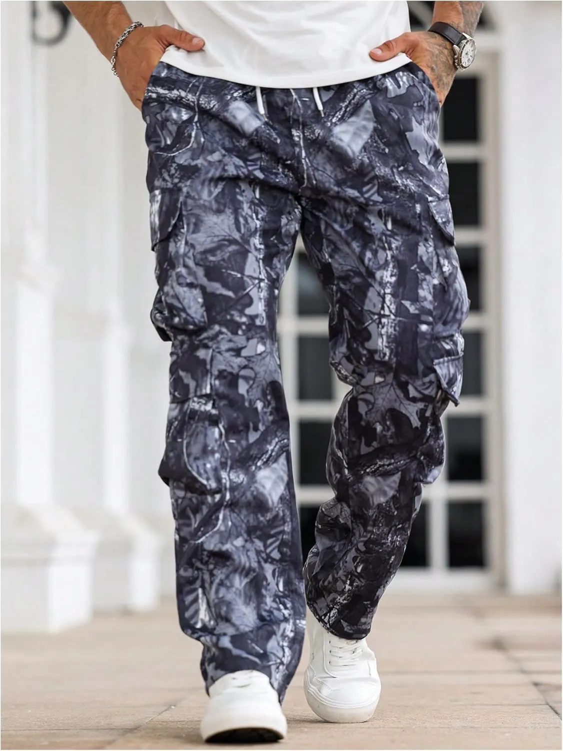 Verdusa Men's Camo Cargo Pants Straight Leg Drawstring Waist Long Trousers with Multi Pockets