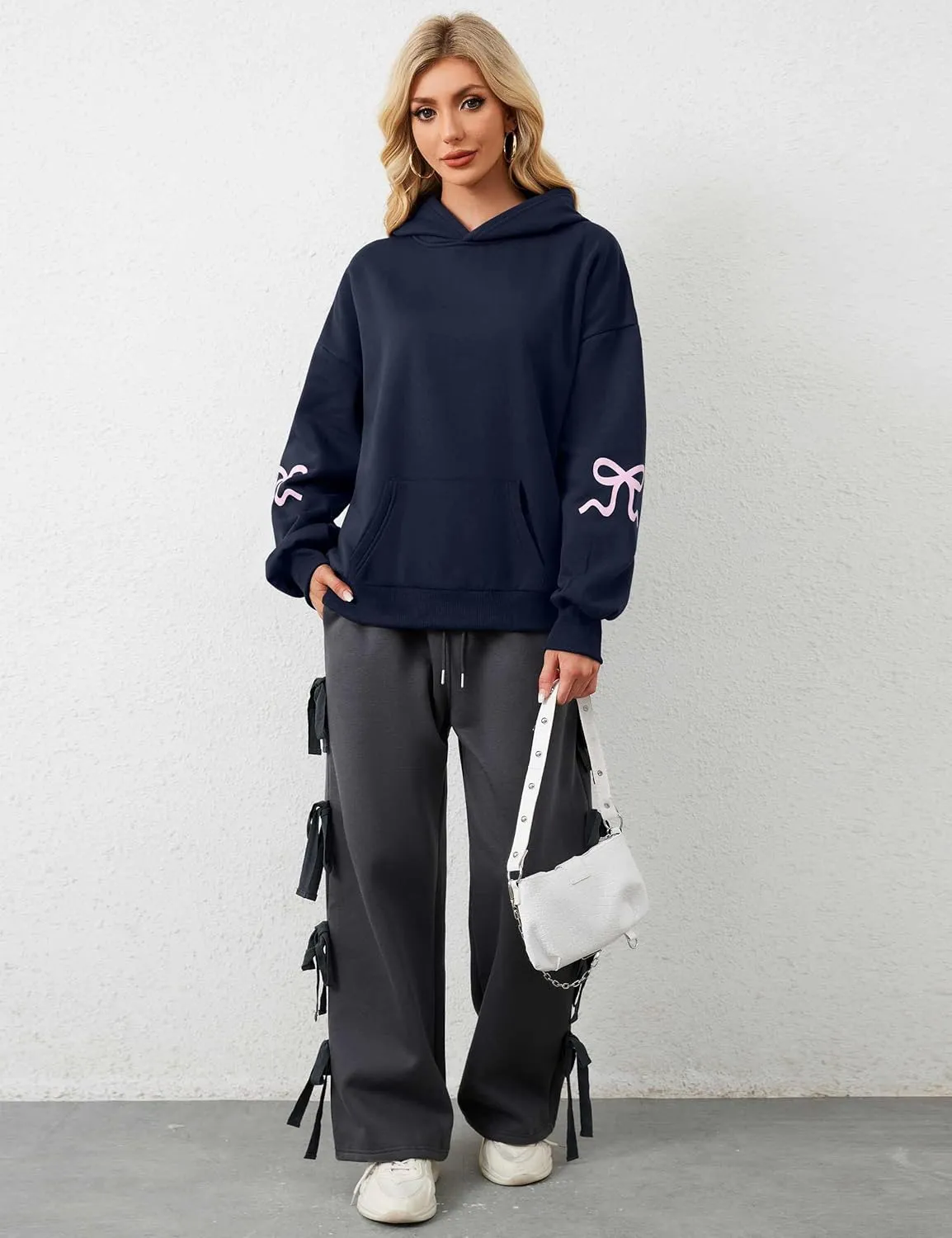 Womens Cute Bow Graphic Hoodies Oversized Bow Sweatshirt Preppy Fleece Hoodies Pullover With Kangaroo Pocket