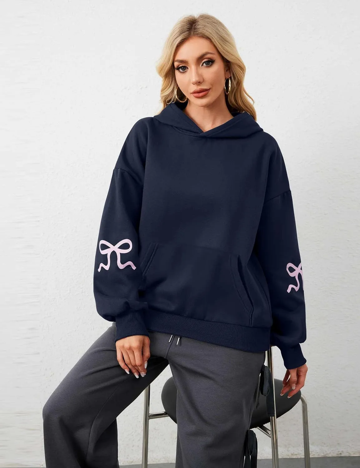 Womens Cute Bow Graphic Hoodies Oversized Bow Sweatshirt Preppy Fleece Hoodies Pullover With Kangaroo Pocket