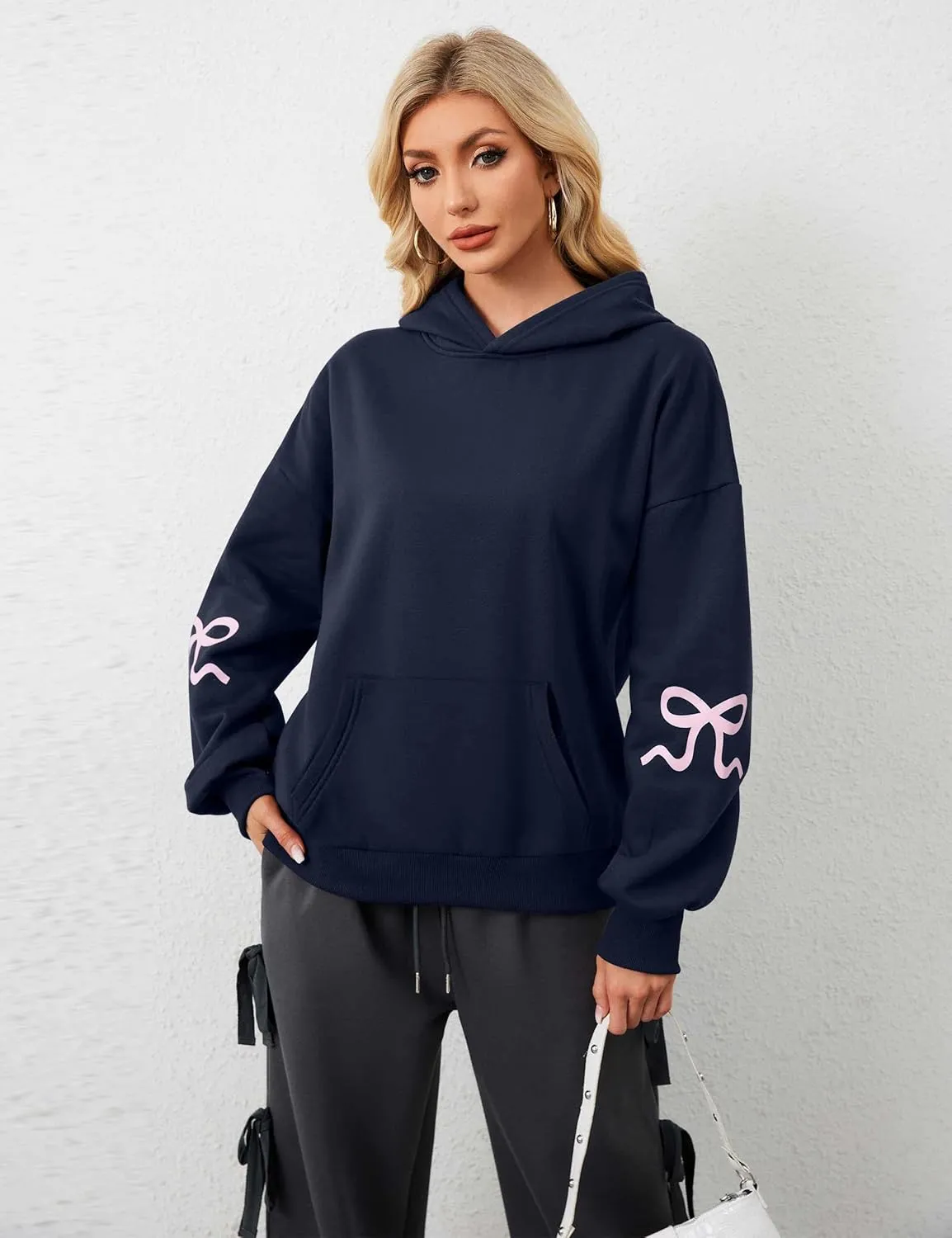 Womens Cute Bow Graphic Hoodies Oversized Bow Sweatshirt Preppy Fleece Hoodies Pullover With Kangaroo Pocket