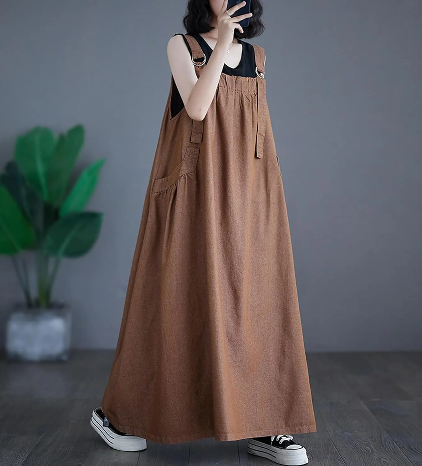 Women's Denim Pullover Casual Loose Sleeveless Adjustable Strap Denim Dress with Pockets and Wide Hem