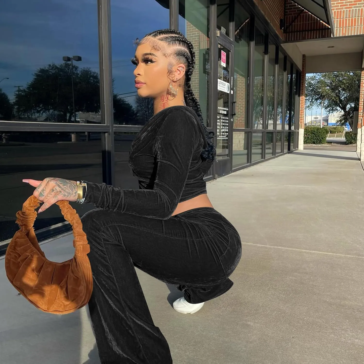 yidengymx Womens Velour Tracksuit Two Piece Outfits for Women Long Sleeve Hooded Zip Crop Tops Flared Pants Set
