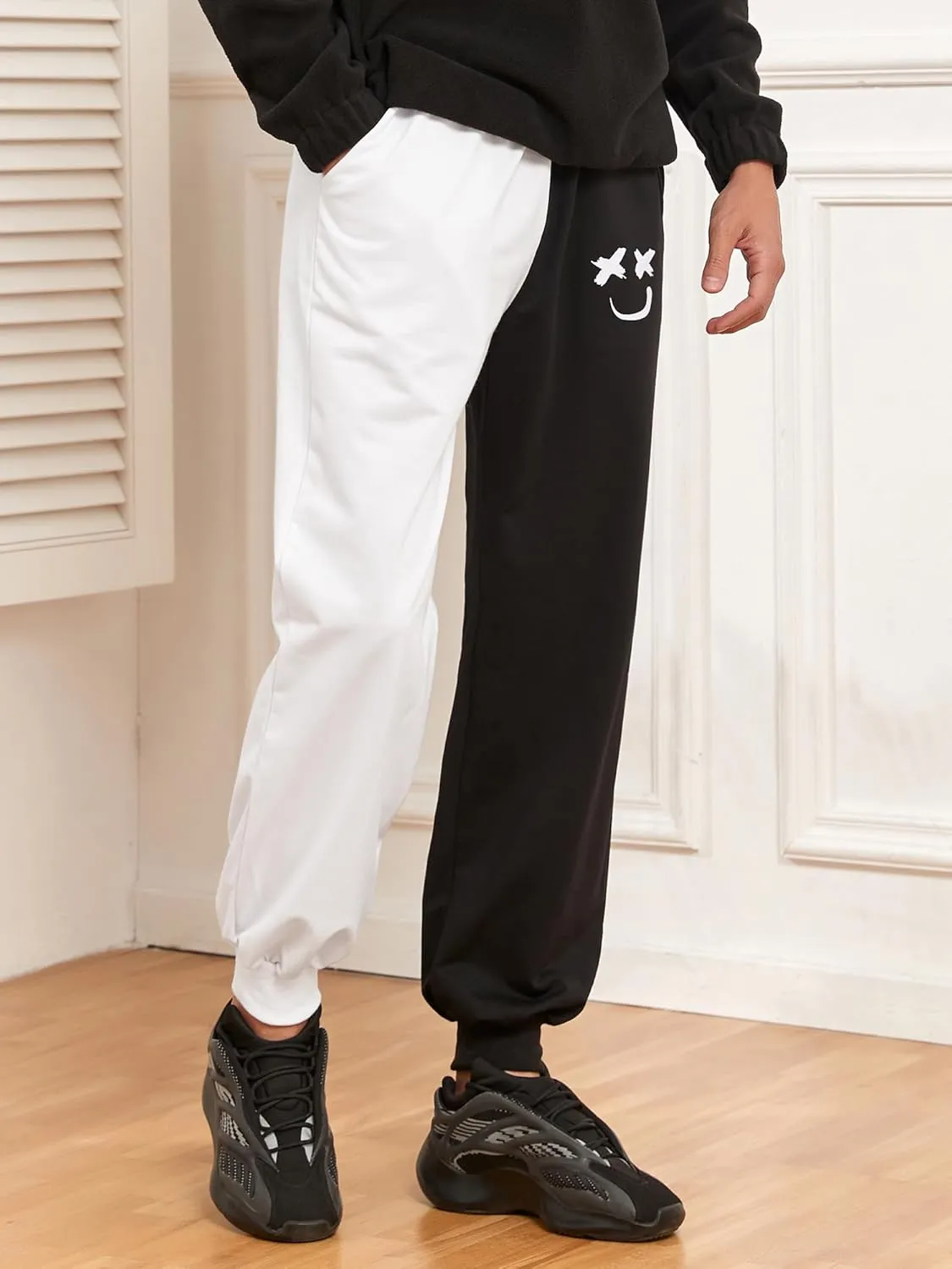 ZAFUL Men's Sweatpants Tapered Gym Running Workout Pants Cartoon Face Print Athletic Drawstring Joggers with Pockets